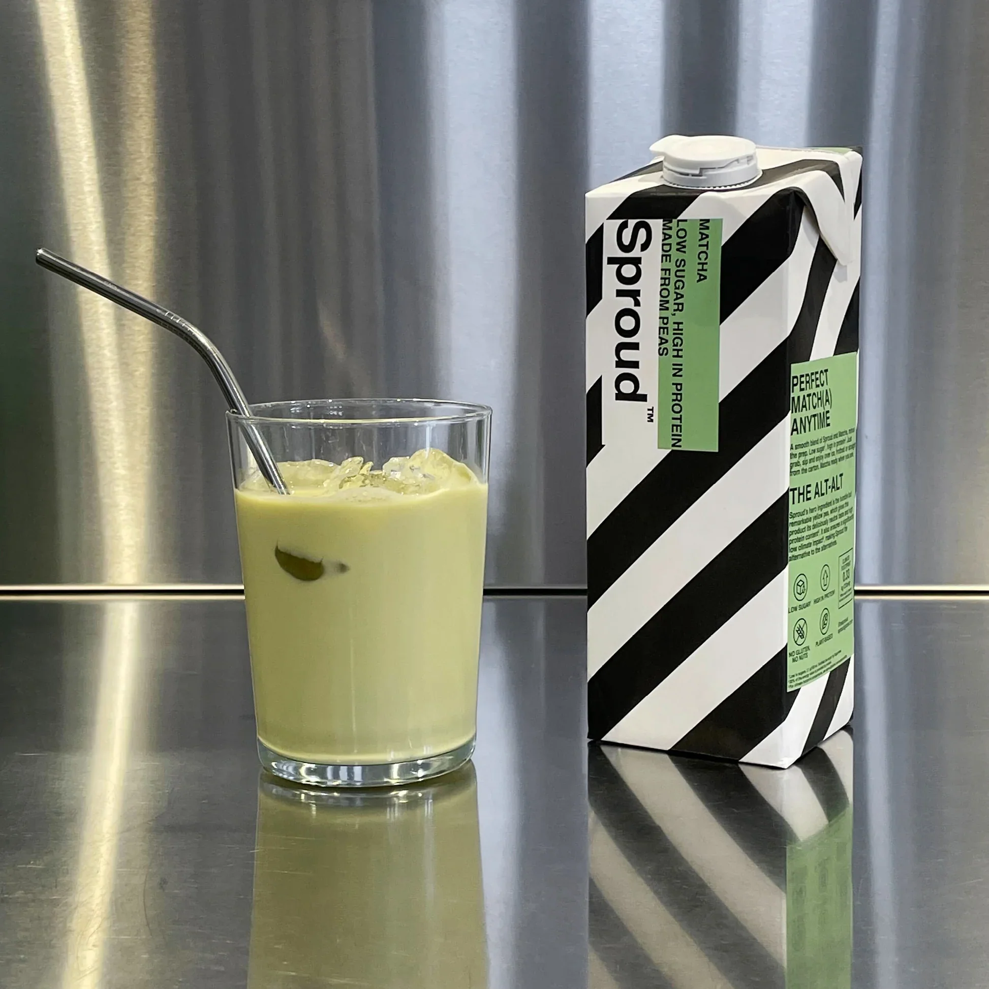 Sproud Matcha napój roślinny z żółtego grochu 1L - Image 3